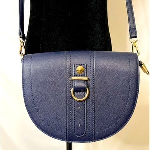 ******SOLD*******Blue hard shell purse